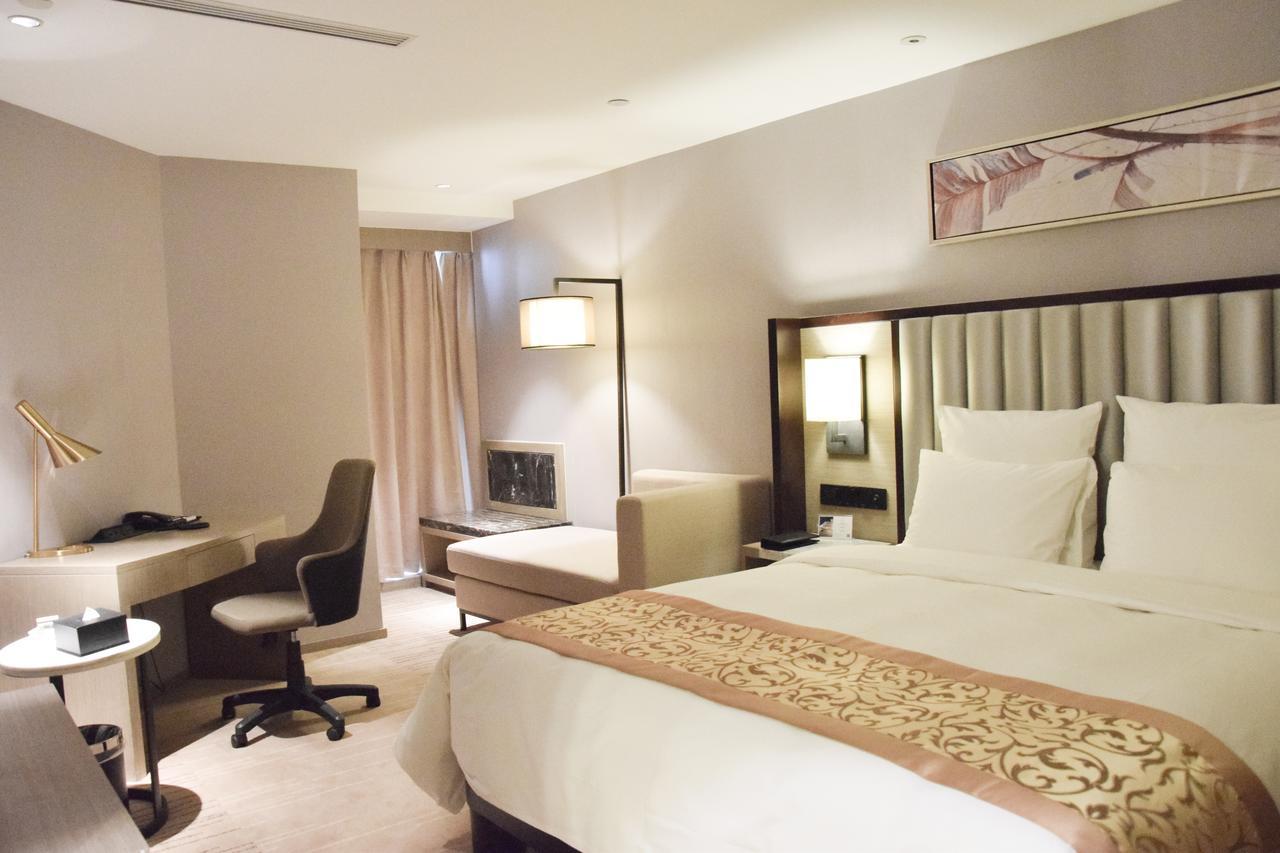 Rayfont Hotel Chengdu Longquanyi Экстерьер фото