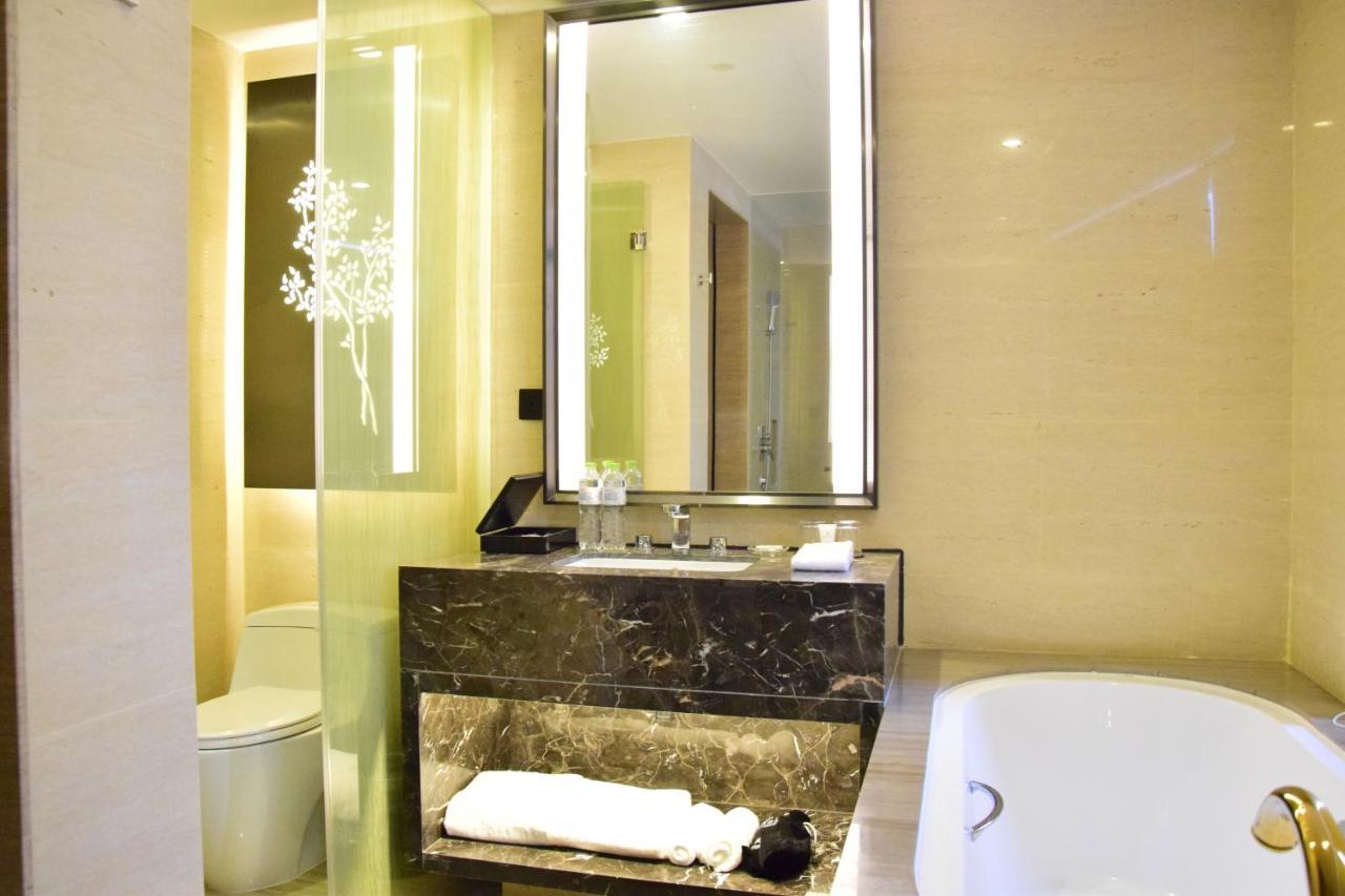 Rayfont Hotel Chengdu Longquanyi Экстерьер фото